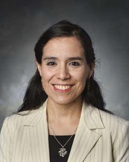 Photo of Laura Y. Cabrera